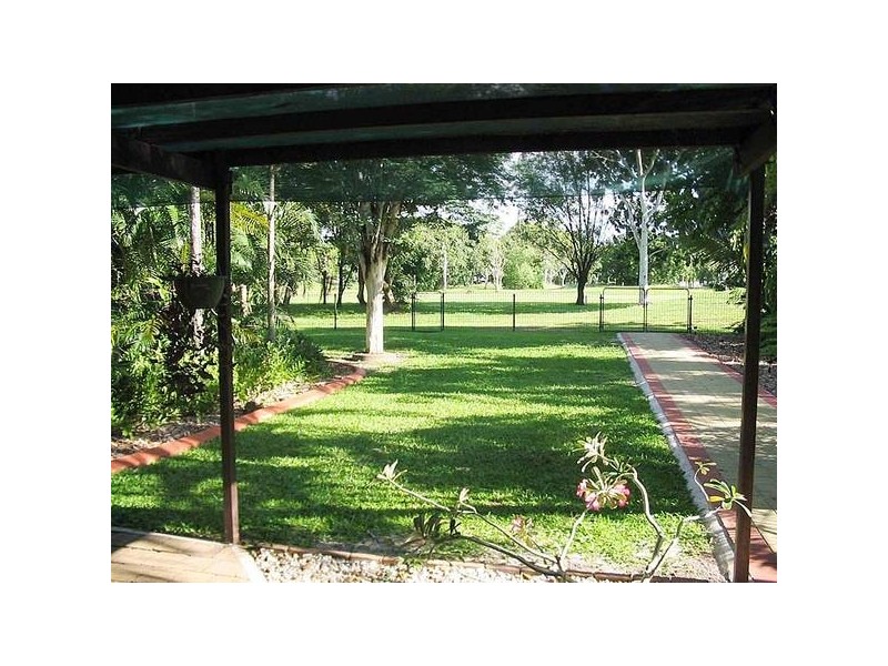 12 Pinehurst Court, Northlakes NT 0812