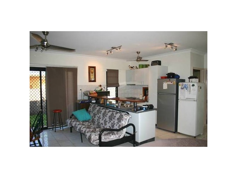 2/48 Hutchison Terrace, Bakewell NT 0832