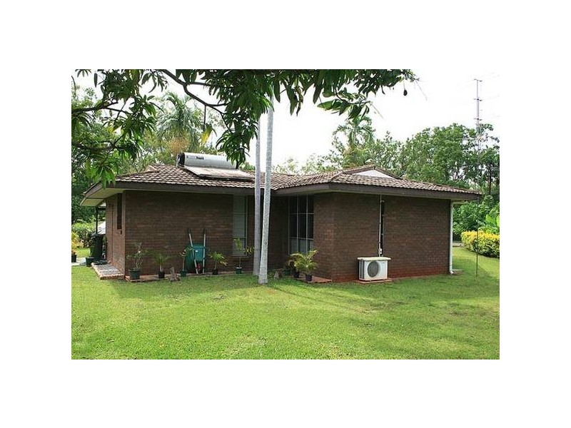 2 Flynn Crescent, Batchelor NT 0845