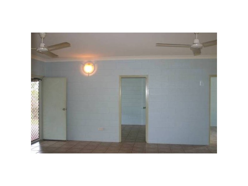 18 Negri Street, Bakewell NT 0832