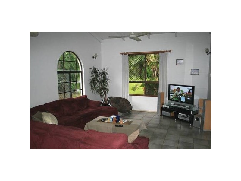 15 Menaja Road, Howard Springs NT 0835