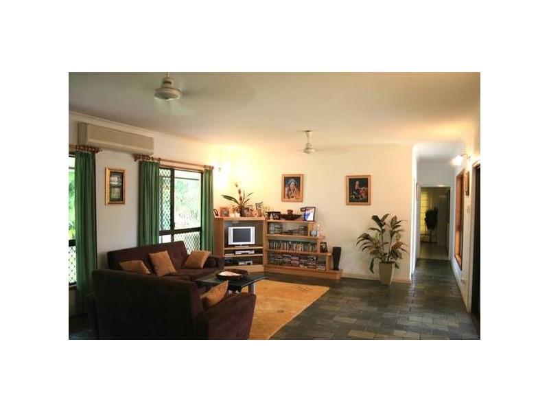 15 Menaja Road, Howard Springs NT 0835