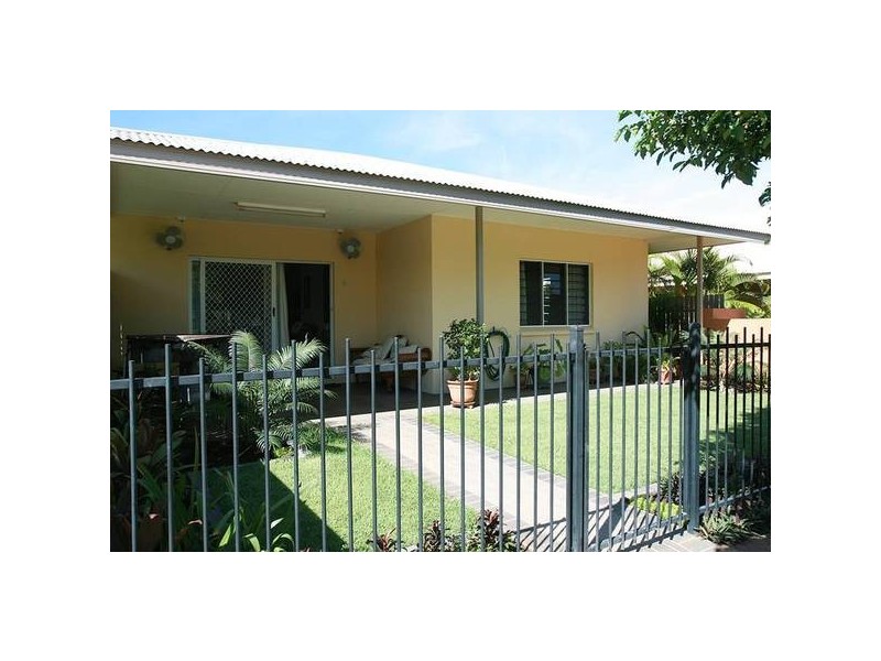 1/18 Sovereign Circuit, Coconut Grove NT 0810