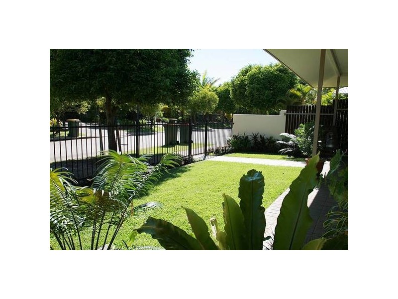 1/18 Sovereign Circuit, Coconut Grove NT 0810