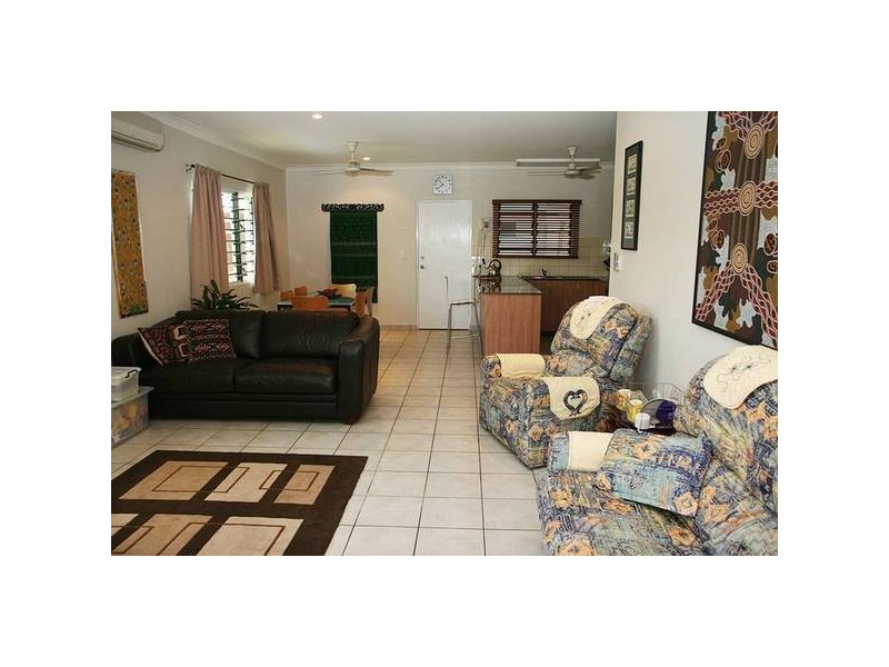 1/18 Sovereign Circuit, Coconut Grove NT 0810