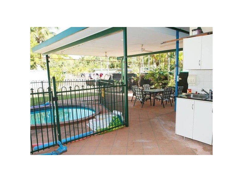 8 Sundew Court, Karama NT 0812