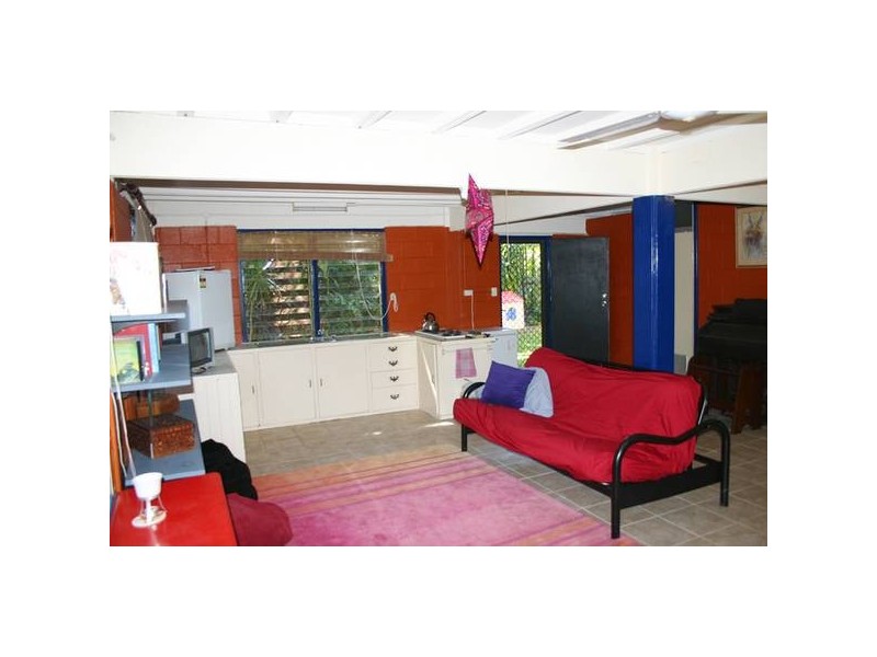 18 Lanyon Terrace, Moil NT 0810