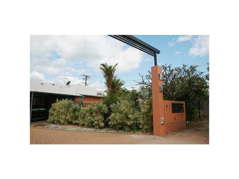 1/7 St John Court, The Gardens NT 0820