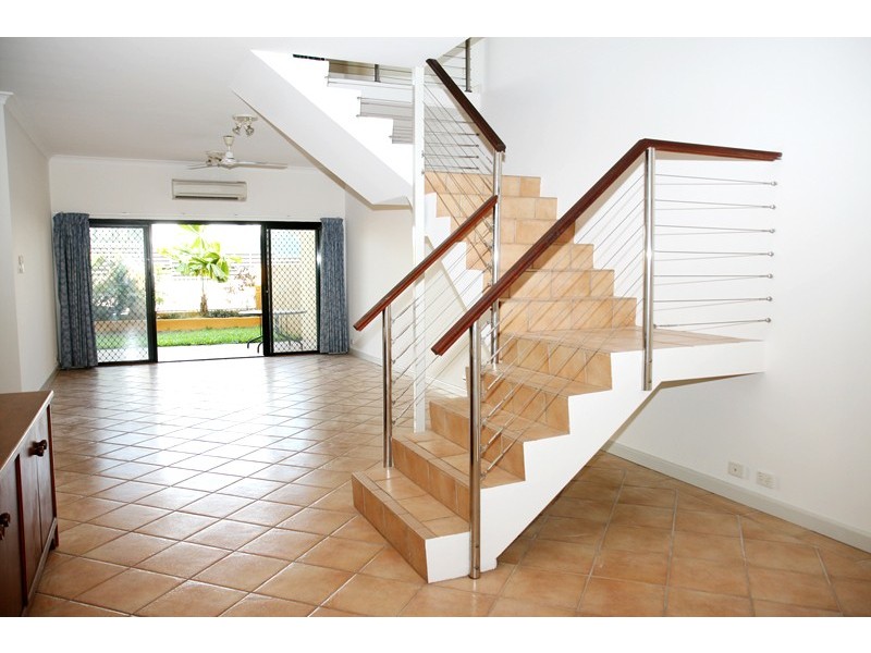 1/6 Bishop Street, Woolner NT 0820