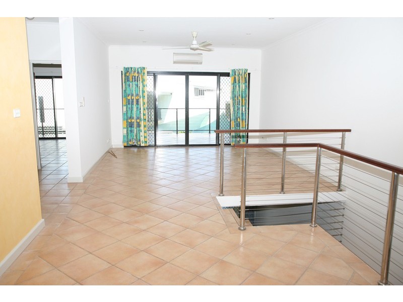 1/6 Bishop Street, Woolner NT 0820