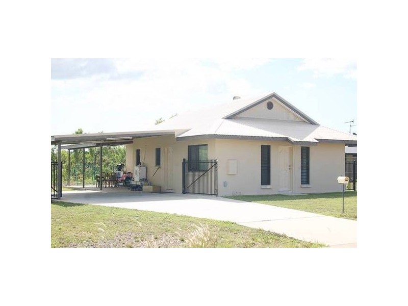 4 Liddy Crescent, Farrar NT 0830