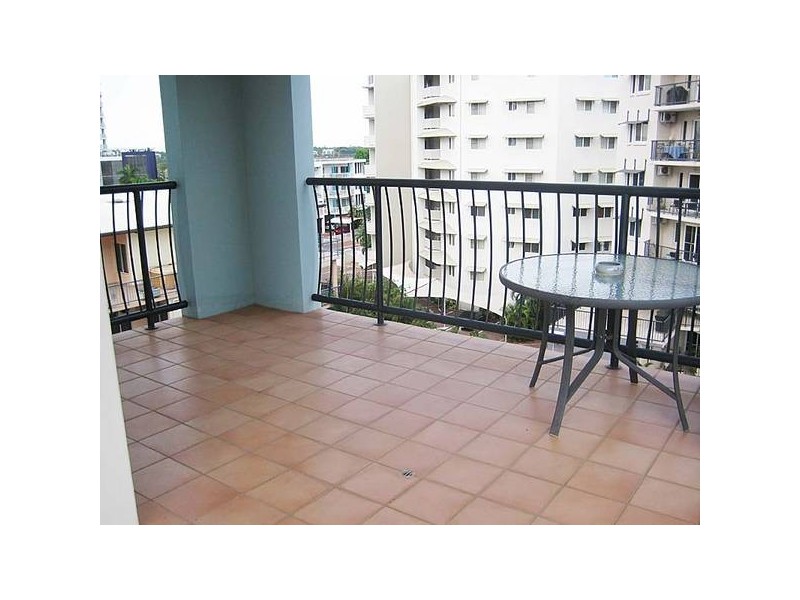 16/28 Woods Street, Darwin NT 0800