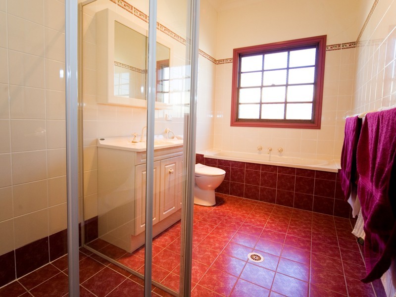 13 Campbell Street, Picton NSW 2571