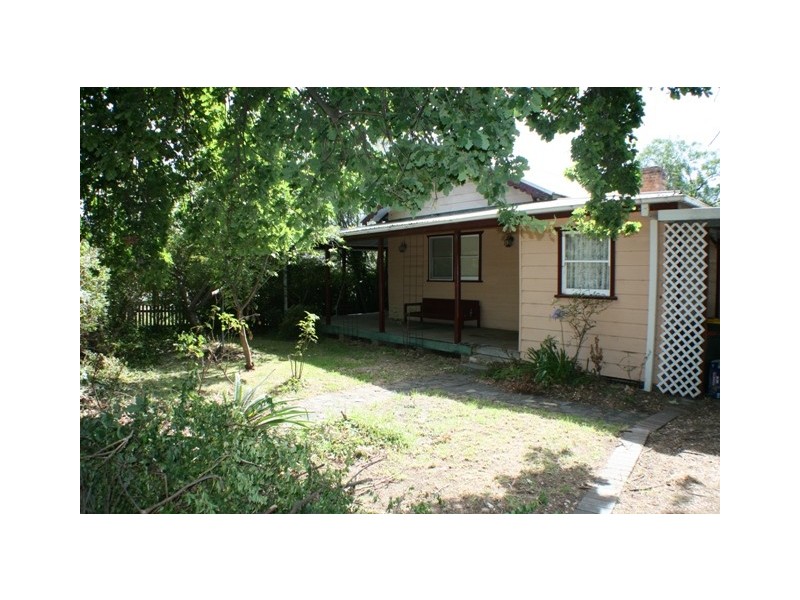 39 East Parade, Buxton NSW 2571