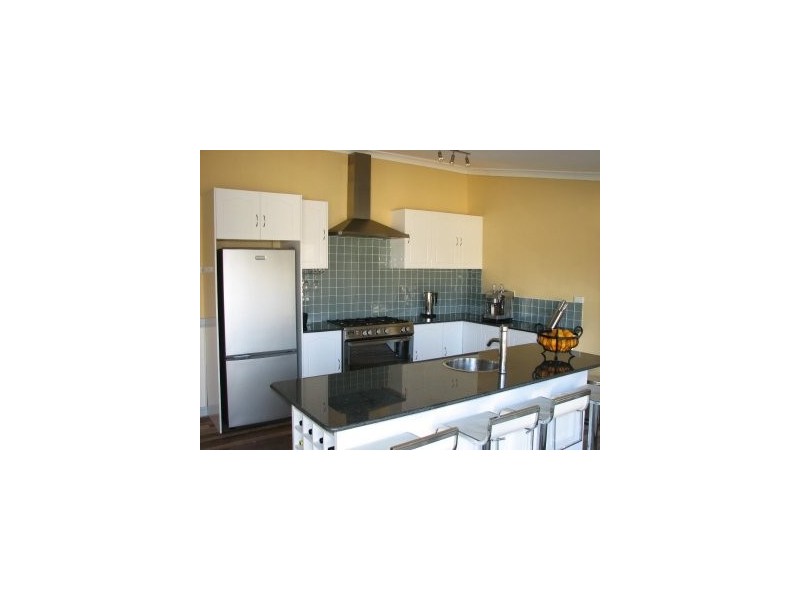 249 Argyle Street, Picton NSW 2571