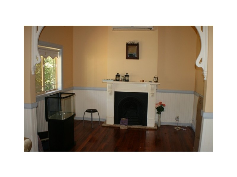 249 Argyle Street, Picton NSW 2571