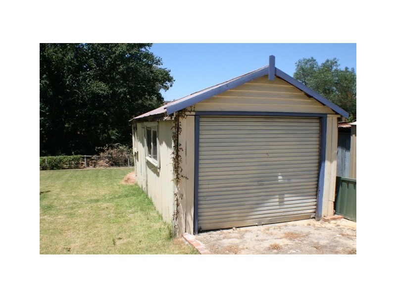 249 Argyle Street, Picton NSW 2571