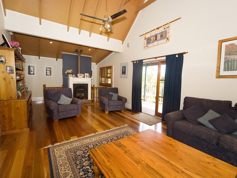 56 Picton Avenue, Picton NSW 2571