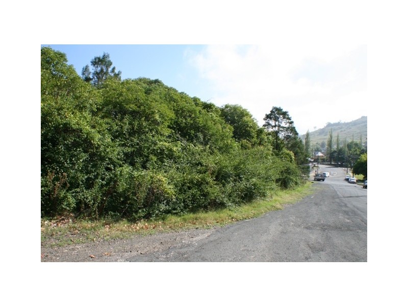 1 Picton Avenue, Picton NSW 2571