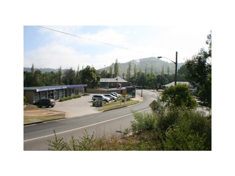 1 Picton Avenue, Picton NSW 2571