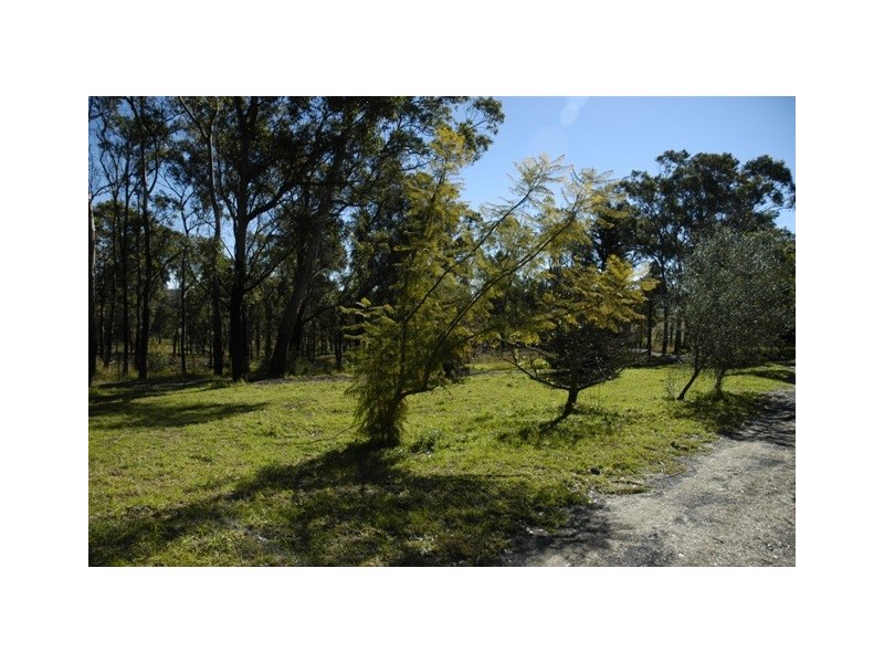 55 Bonds Rd, Thirlmere NSW 2572