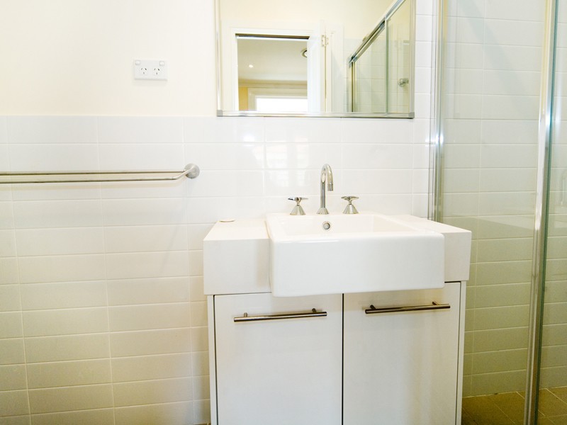 8/253-255 Argyle, Picton NSW 2571