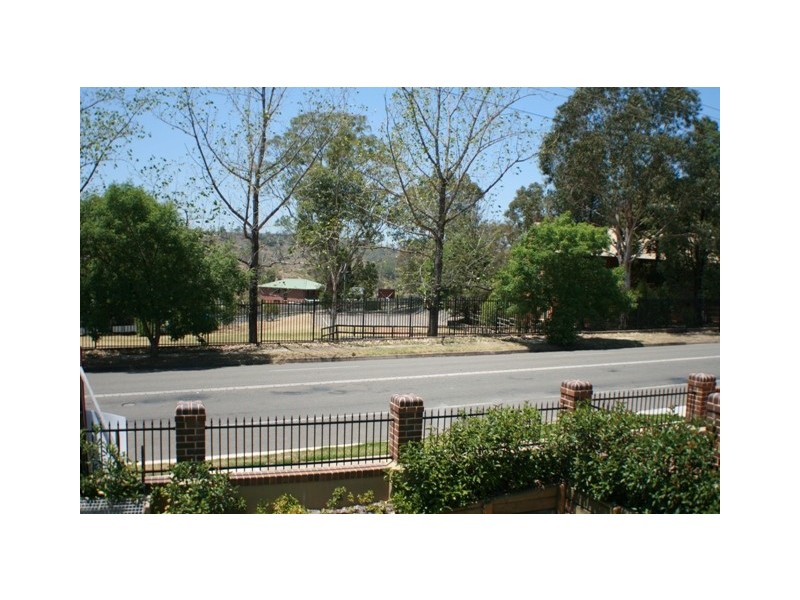 8/253-255 Argyle, Picton NSW 2571