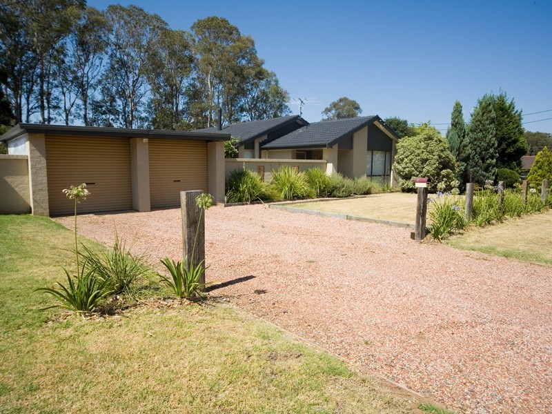 12 Thorncroft Close, Bargo NSW 2574