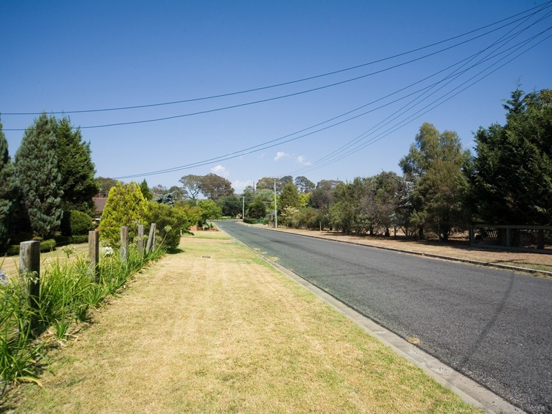 12 Thorncroft Close, Bargo NSW 2574