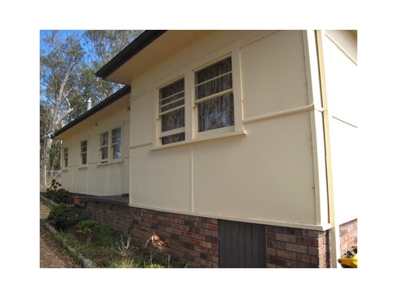 45 Charles Point Rd, Bargo NSW 2574