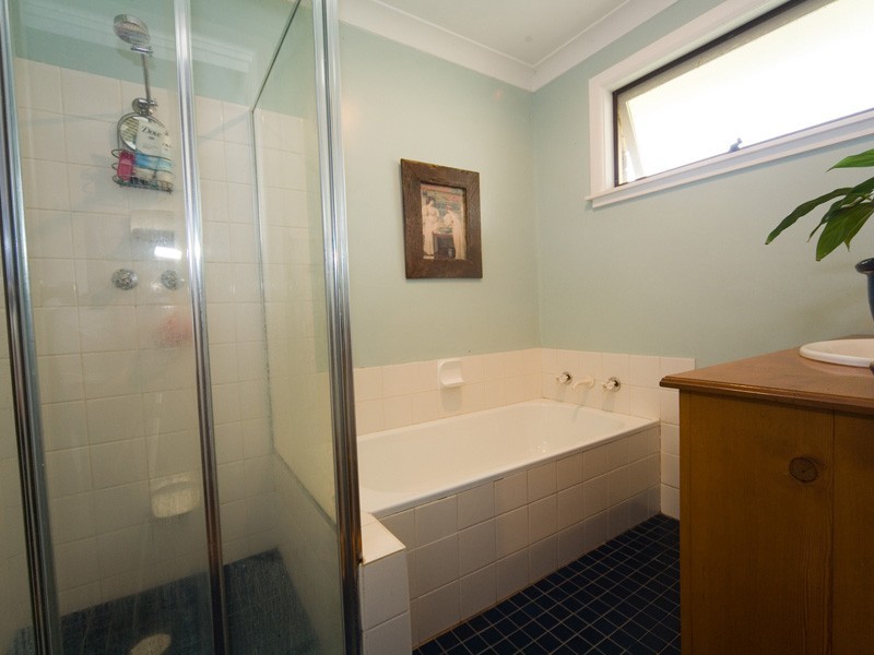 6 Park Avenue, Tahmoor NSW 2573
