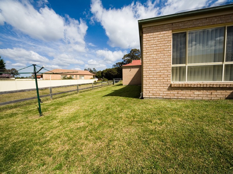 335a Thirlmere Way, Thirlmere NSW 2572