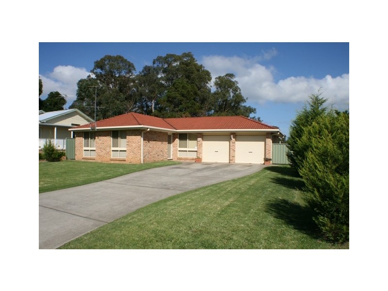 57 Carlton Road, Thirlmere NSW 2572