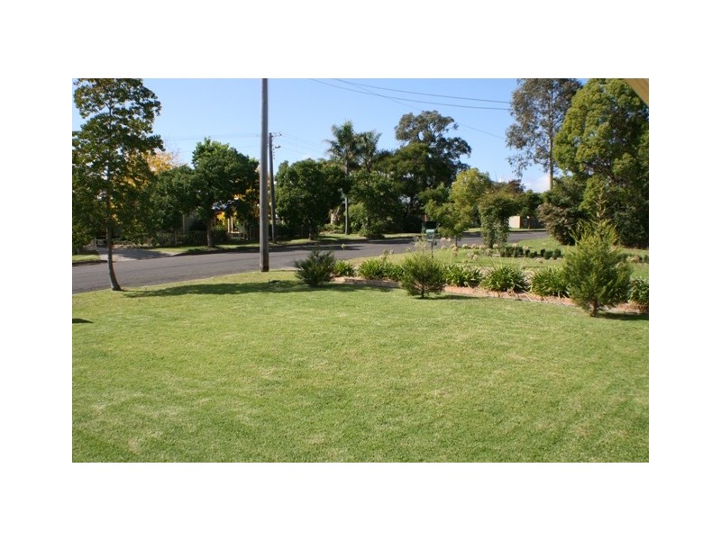 57 Carlton Road, Thirlmere NSW 2572