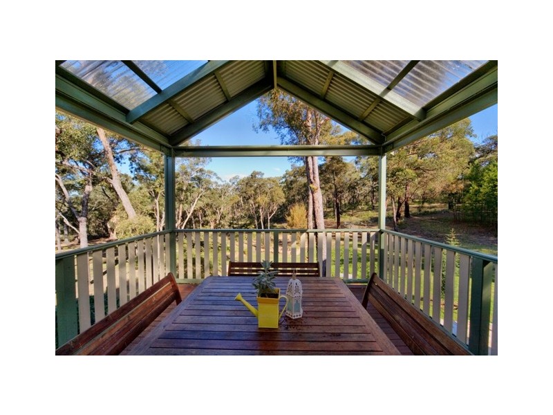 6 Dunroman Lane, Buxton NSW 2571