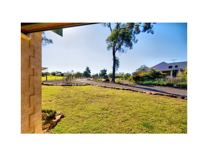 6 Dunroman Lane, Buxton NSW 2571
