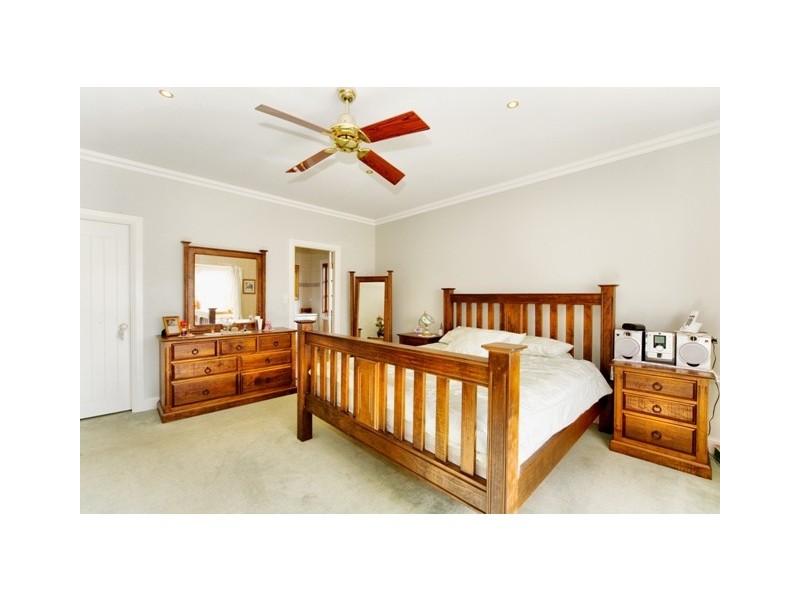 6 Dunroman Lane, Buxton NSW 2571