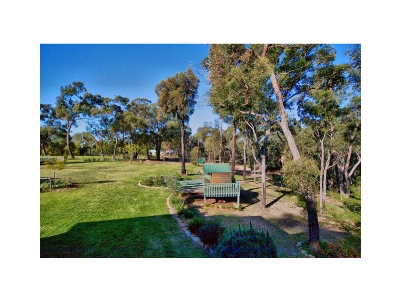 6 Dunroman Lane, Buxton NSW 2571