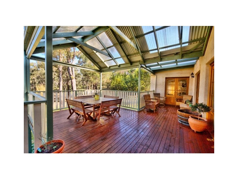6 Dunroman Lane, Buxton NSW 2571