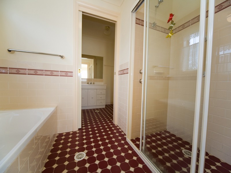 15D Barbour Road, Thirlmere NSW 2572