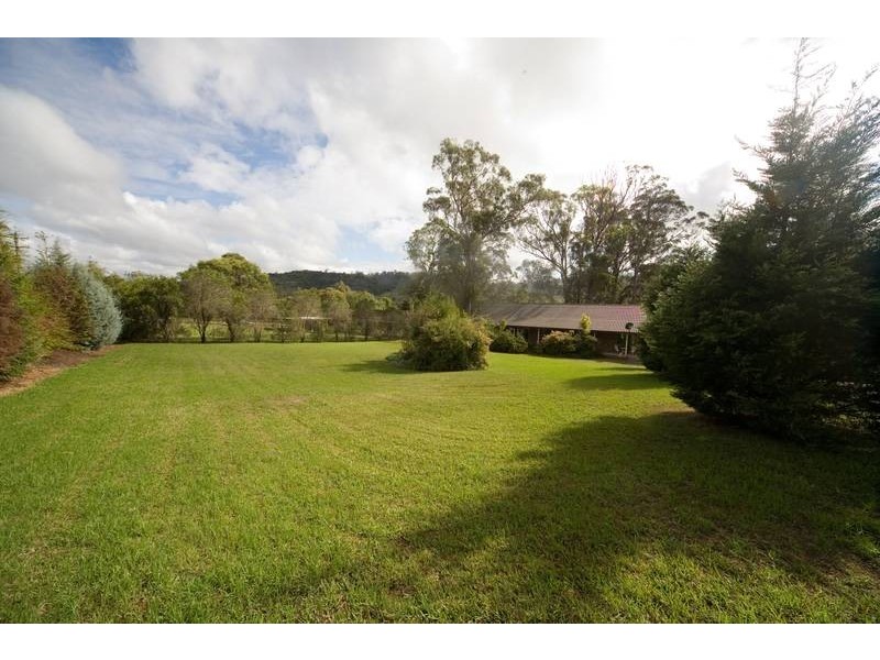 10 Jarvisfield Road, Picton NSW 2571