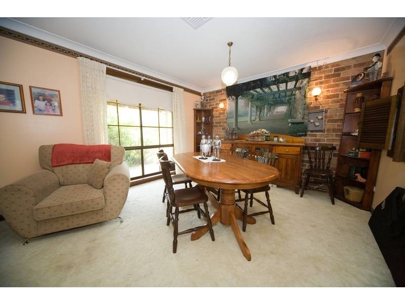 10 Jarvisfield Road, Picton NSW 2571