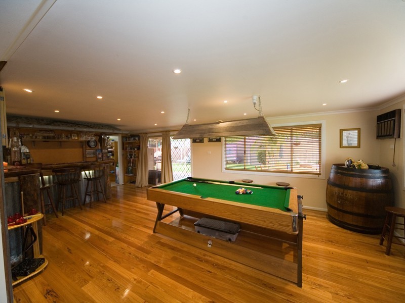 4 Davis Place, Thirlmere NSW 2572