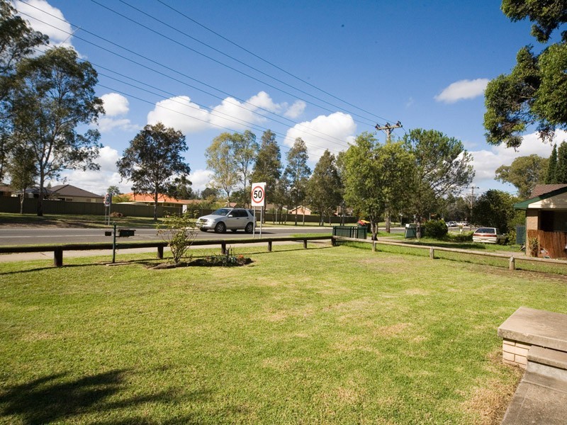 99 Remembrance Drive, Tahmoor NSW 2573