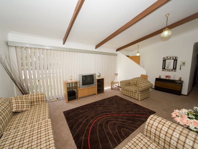 99 Remembrance Drive, Tahmoor NSW 2573