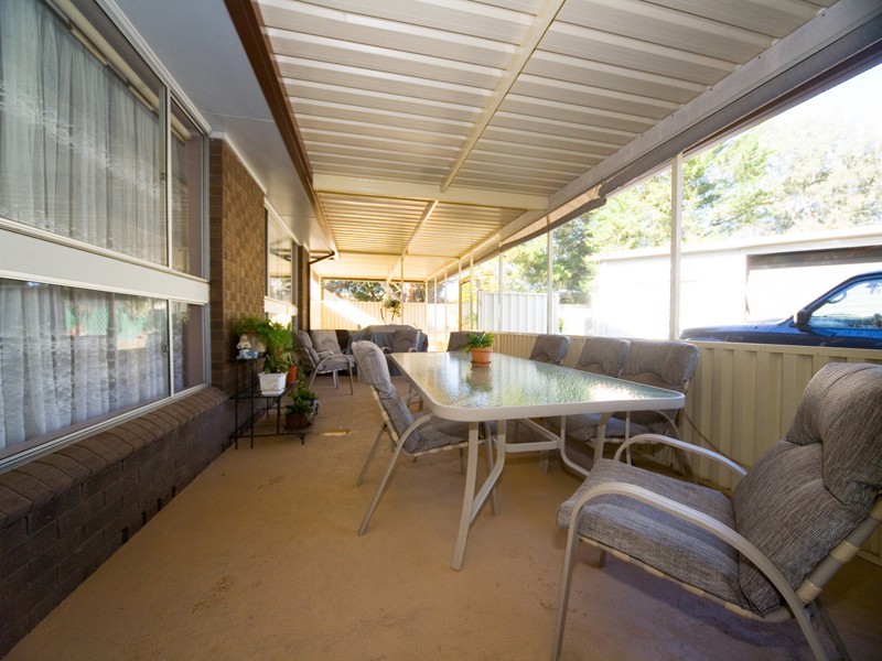 6 Alma Place, Thirlmere NSW 2572