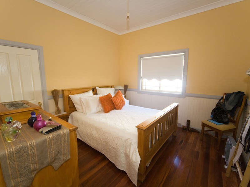 294 Argyle Street, Picton NSW 2571