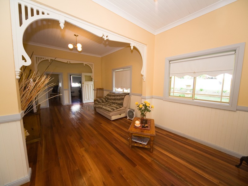 294 Argyle Street, Picton NSW 2571