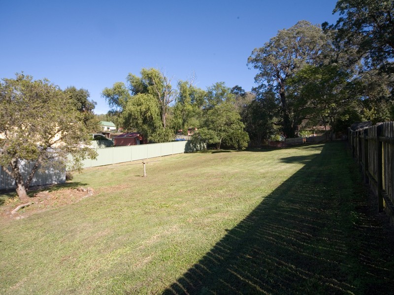 51 Lumsdaine Street, Picton NSW 2571