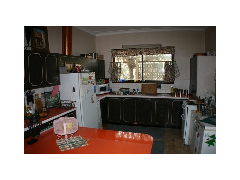 19 Campbell Street, Picton NSW 2571